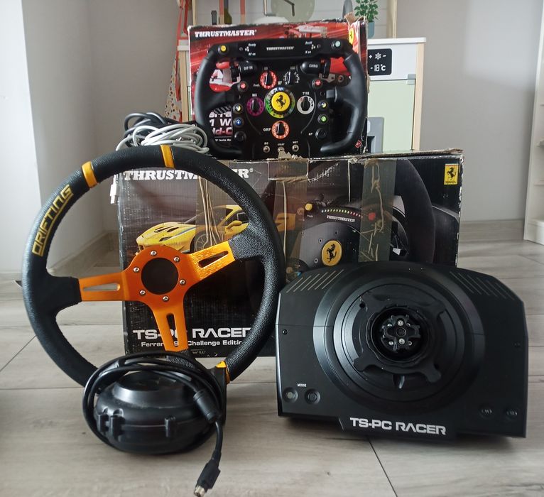 Thrustmaster TS-PC Racer + Ferrari F1 + Drift Wheel + akcesoria