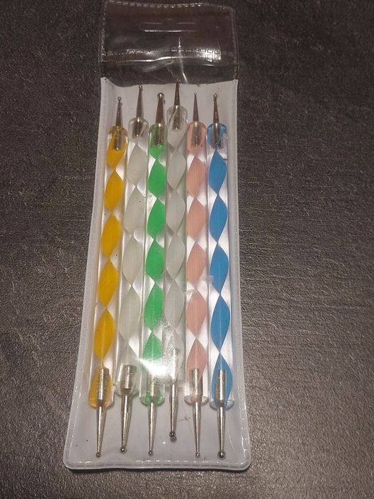 Sonda dwustronna do zdobienia paznokci