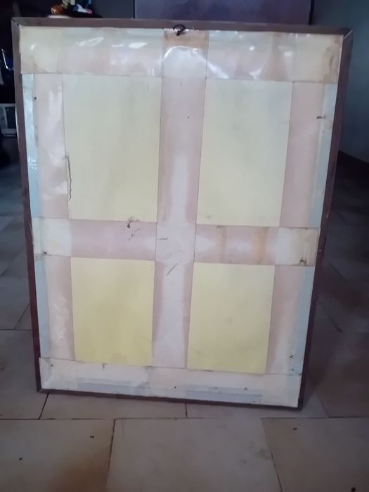 Quadro antigo decorativo montado a puzzle Para restauro