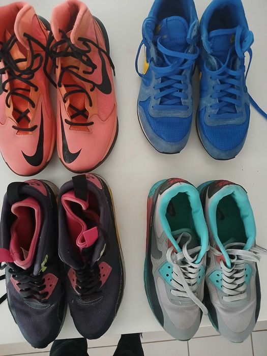 8 pares de sapatilhas