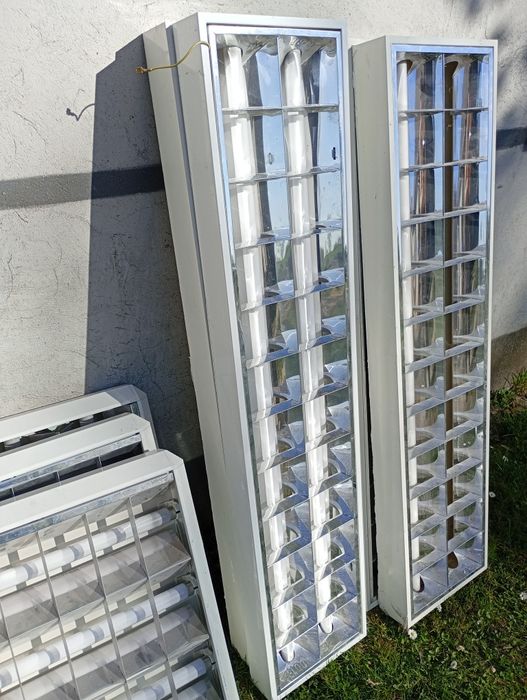 Lampy sufitowe do garażu