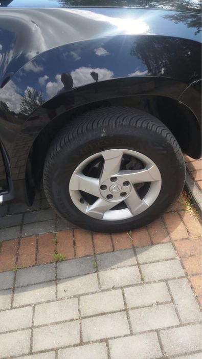 Dacia Daster легкова