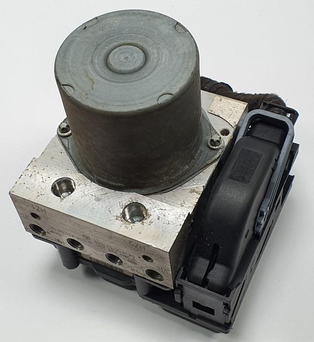 POMPA HAMULCOWA ABS MERCEDES W245 1.7 B V8 0265950618 A0064310812