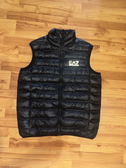 жилетка emporio armani ea7