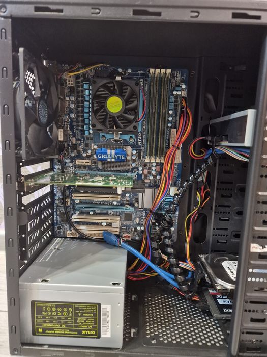 Комп’ютер (4 ядра / 8GB RAM / SSD+HDD / Radeon 550)