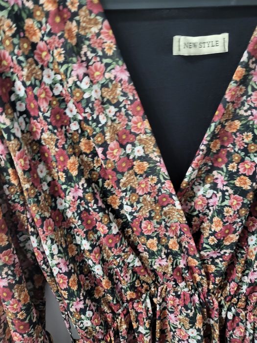 Długa sukienka w kwiaty