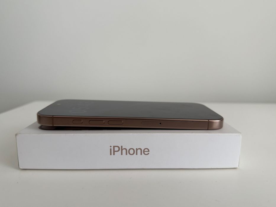iPhone 16 Pro 128GB – Titânio Deserto