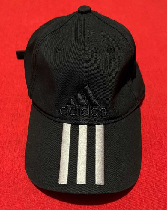 Стильна оригінальна кепка бейсболка Adidas в ідеалі розмір регулюється