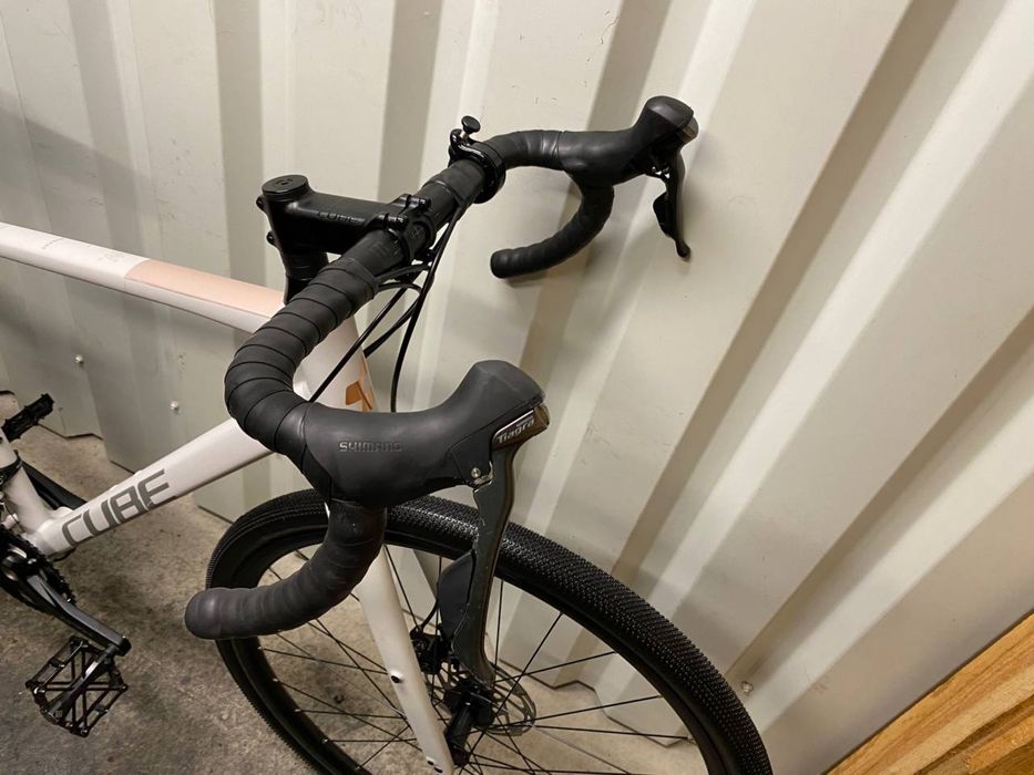 Акція Стан нового Дамський Гравійний М 28 GRX Cube Nuroad WS