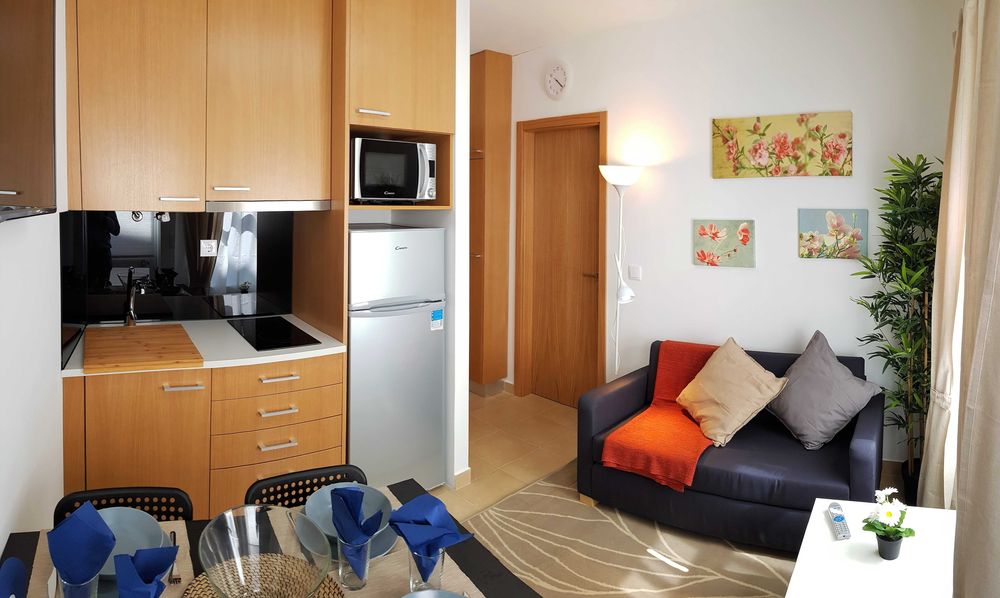 T1 qs novo totalmente mobilado no centro Fundão