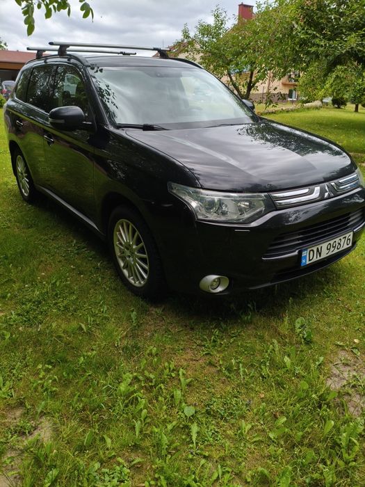 Mitsubishi Outlander 2012rok.7 osobowy. 2.0 benzyna. 4x4Ful opcja