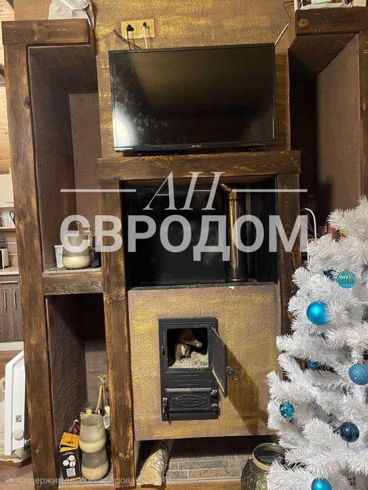 Продам дом 64м2 из сруба в Новопокровке Чугуевского района.