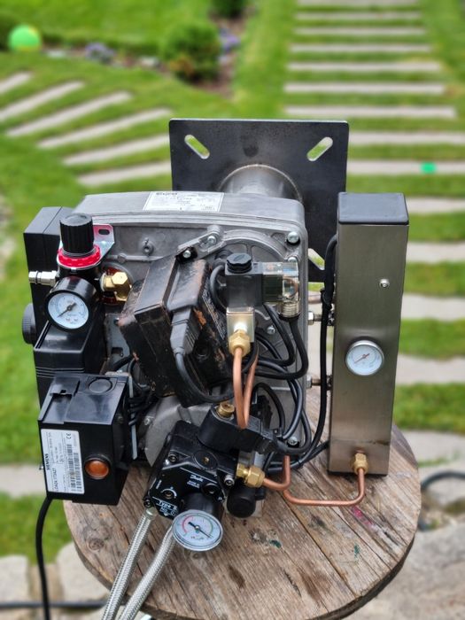 Palnik olejowy wielopaliwowy