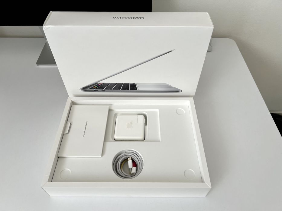 MacBook Pro 13" 2020 (A2251), intel i5, 16GB RAM, 1TB SSD