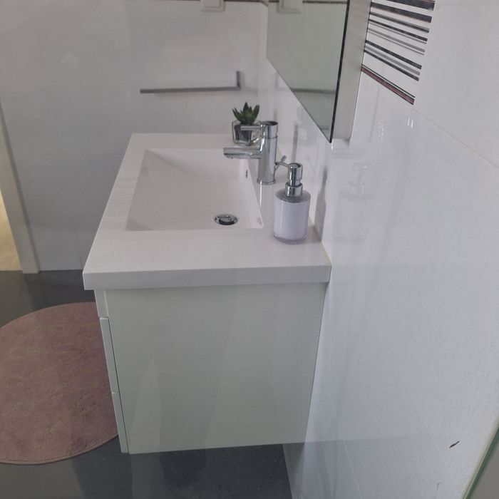 Movel Wc completo com torneira, valvula e espelho