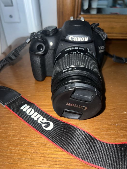 Canon EOS 1200D