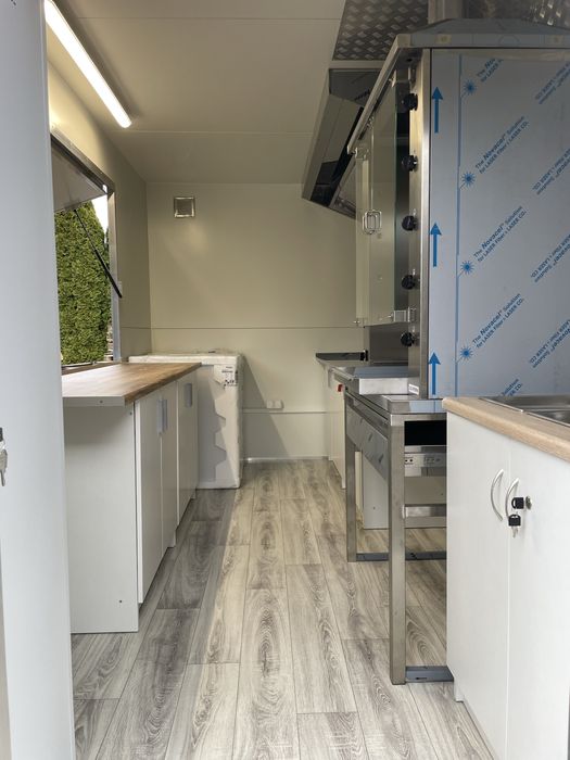 Przyczepa gastronomiczna - kurczak z rożna