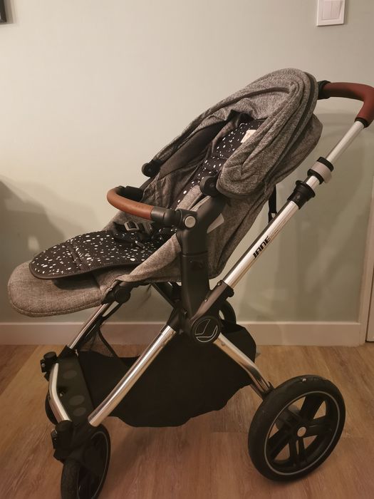 Carrinho bebé JANÉ Kawai com alcofa como novo