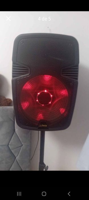 Coluna de som com luzes e Bluetooth