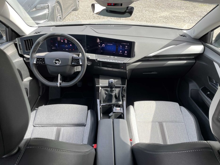 Opel Astra 1.2 T Elegance 2023 NACIONAL