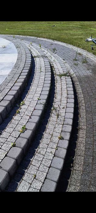 Mycie kostki brukowej i elewacji