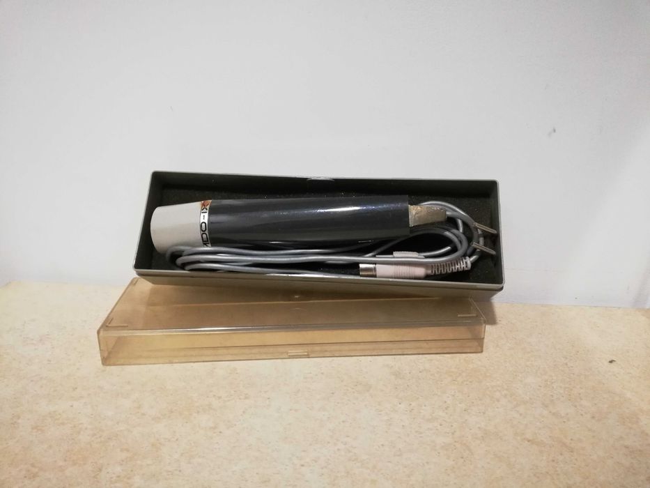 PRL Stary mikrofon Tonsil Unitra MDO-IX