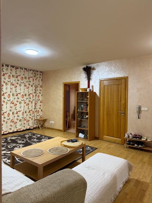 4кімнатна Болгарське містечко 67000$