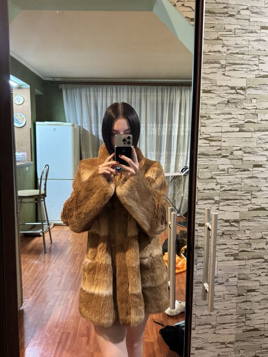 Натуральна шуба з куниці