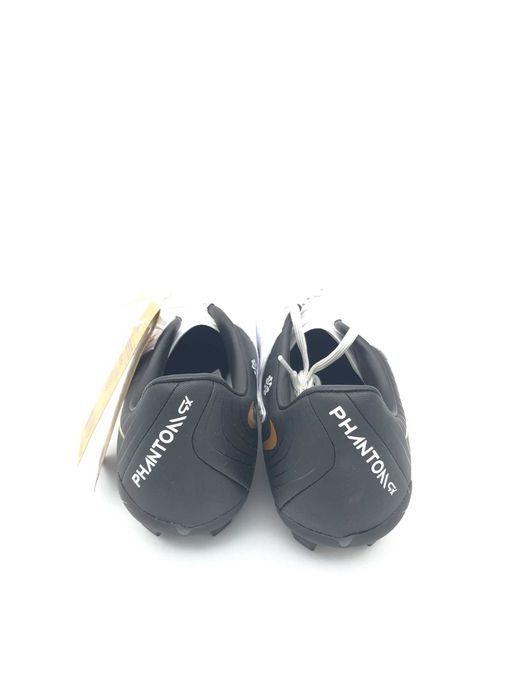 Nike Phantom GX II Academy FG/MG EU 41: Komfort i trwałość na boisku