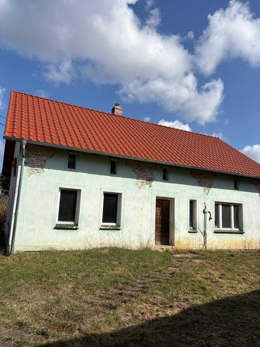 dom do remontu  Pęgów