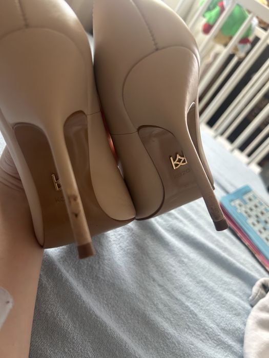 Buty na szpilkach