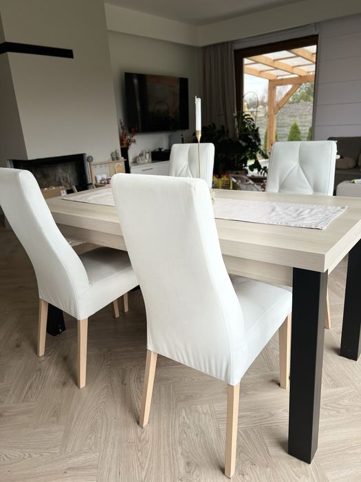 Komplet stół i 6 krzeseł