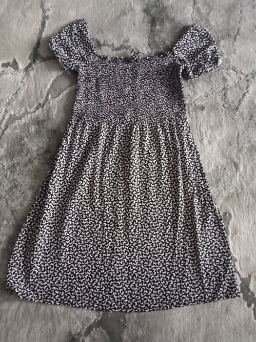 Sukienka rozm S stan idealny