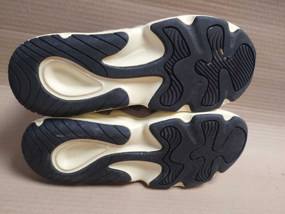 buty sportowe sneakersy 38,5 Nike Tech hera idealny stan