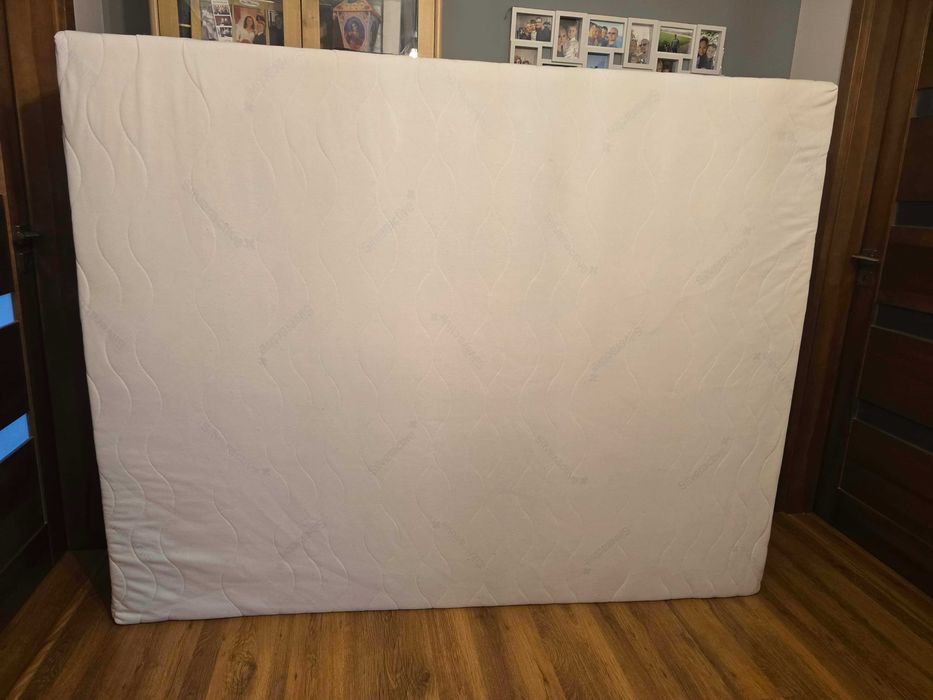 Materac 160x200 – kieszeniowy, lateks + kokos