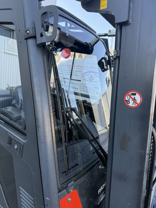 Навантажувач Linde H25T-01 2012 рік