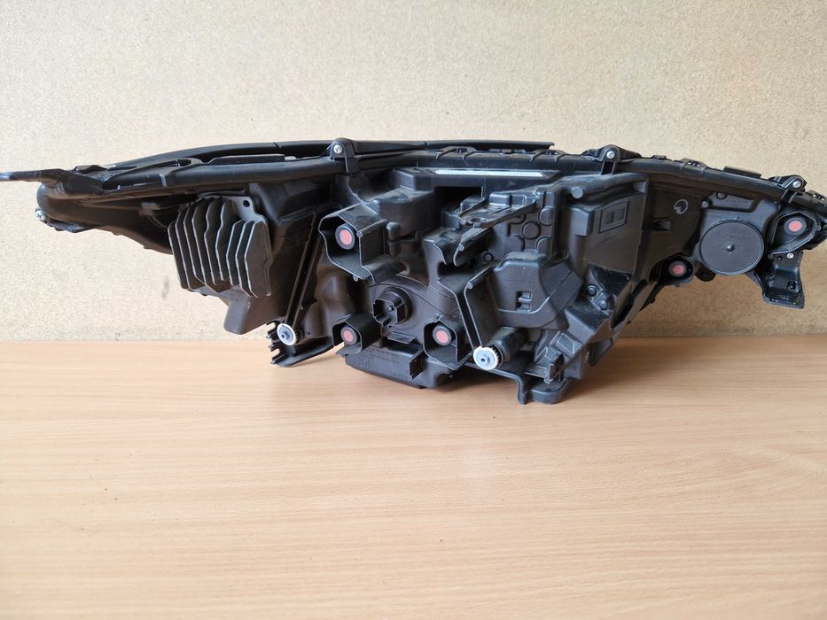 SaO♡ Фара ліва Subaru Solterra 8118542D50 2022 2023 2024: 950