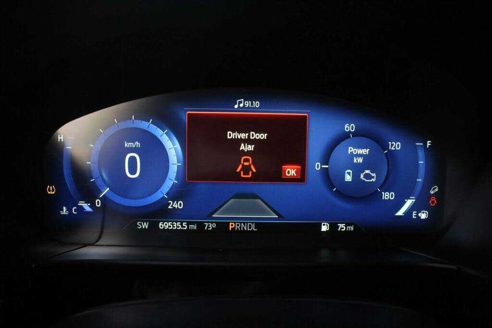 Ford Escape Hybrid Titanium 2021рік
