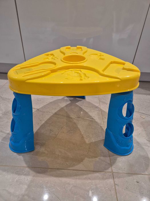 Столик для ліплення поастиліном