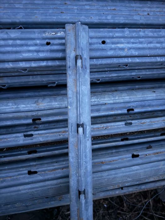 Słupki do siatki leśnej, słupkdo i winnicy, malin, siatka Leśna,