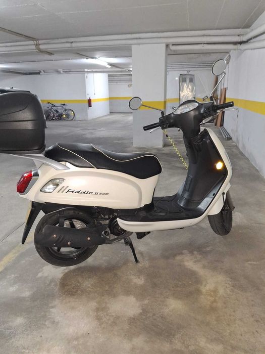 SYM Fiddle II 50S 2014 | 10 Mil Km | Impecável | Com mala + viseira