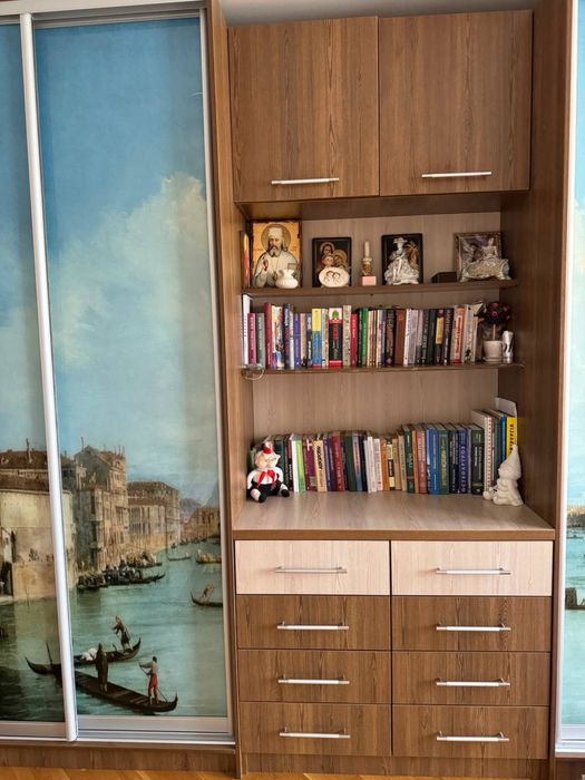 Стінка в дитячу кімнату з шафами купе