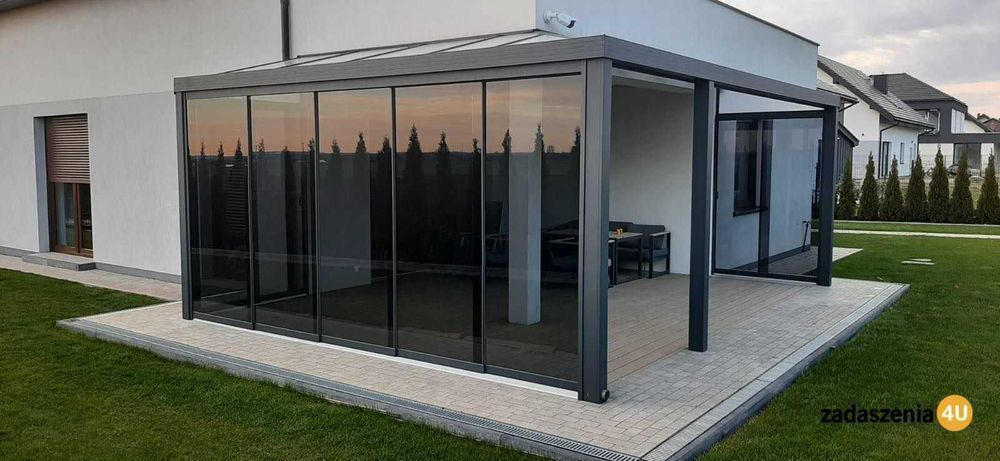 Zadaszenia tarasów balkonów aluminiowe szklane zabudowy tarasów pergole aluminiowe ogrody zimowe systemy przesuwne szkło VSG