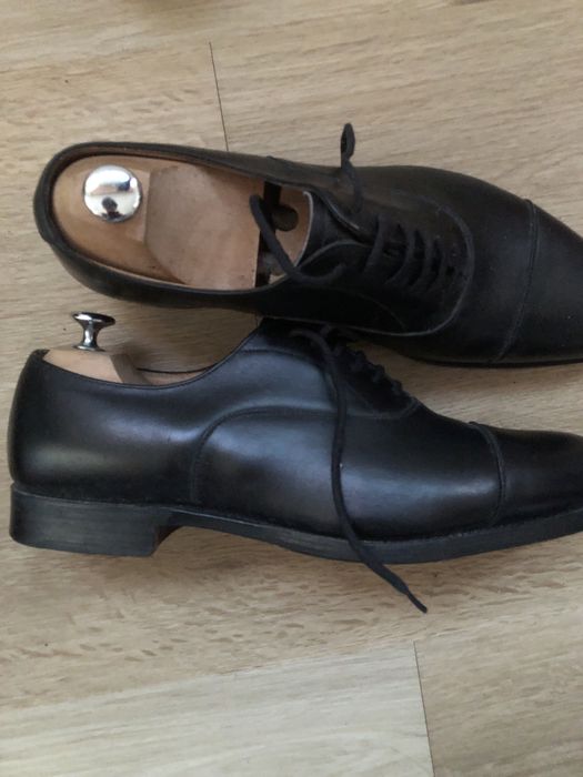 Church's, modelo Oxford Cap Toe Preto