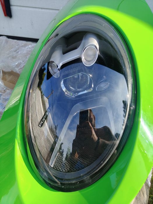 Porsche 911 992 błotnik lewy + lampa kompletna
