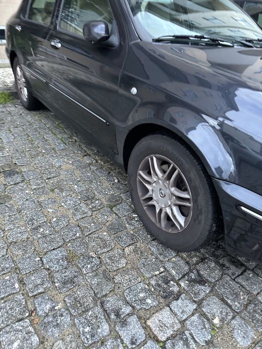 Lancia Lybra 1.9 jtd