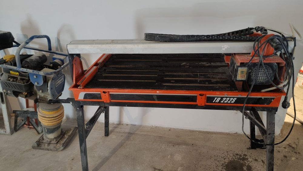 Sprzedam piłę do cięcia płytek