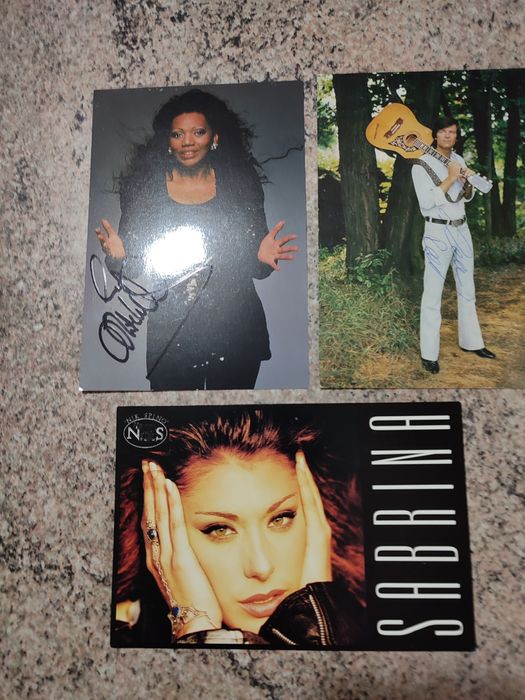 Автографи автентичні : Дін Рід, Ліз Мітчел (солістка Боні М ), Сабріна