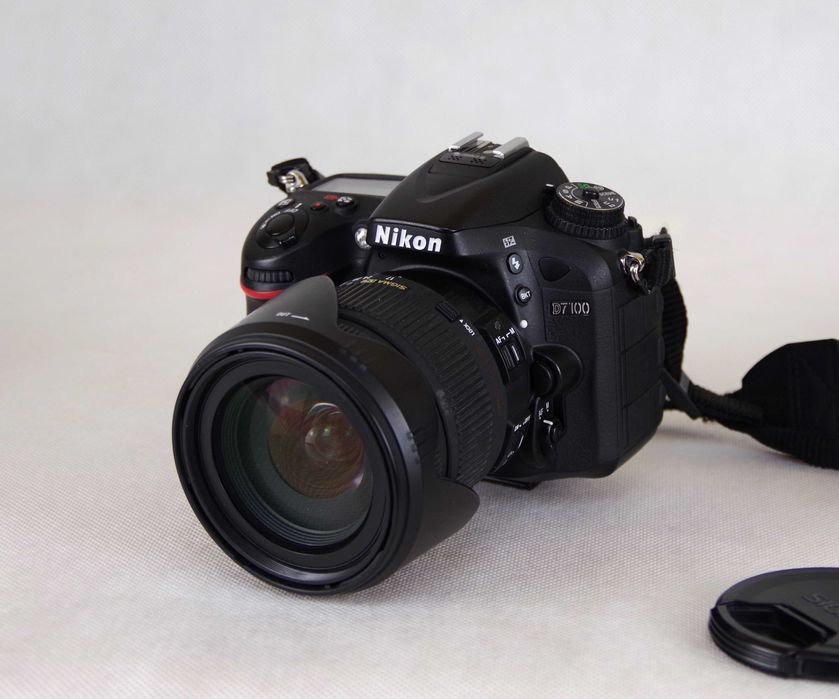 Nikon D7100 bogaty zestaw.