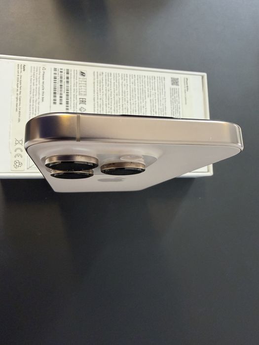 Iphone 16 pro 256gb bateria 93%